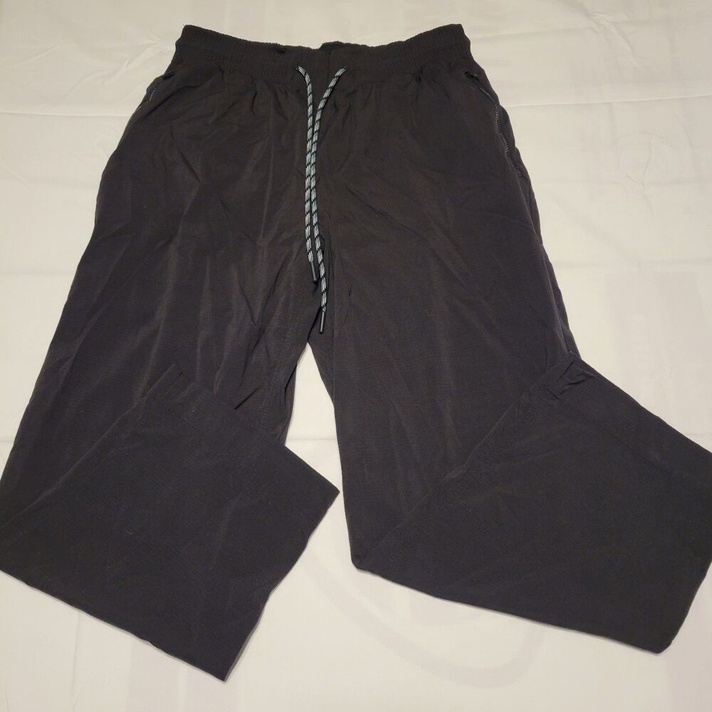 Athleta Pants Women's Trekie Straight Crop Pants 24 " Inseam Black  Hiking  Sz 8